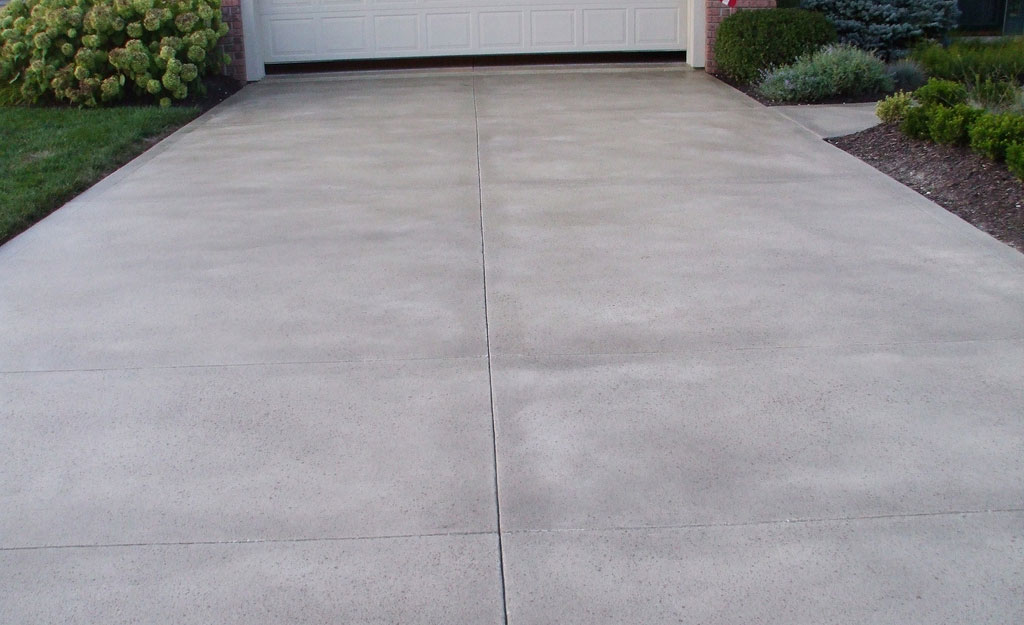 concrete driveway in tampa